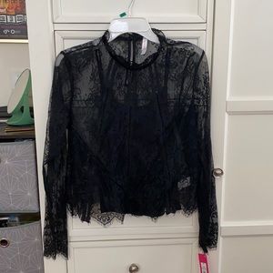 Xhilaration Lace top